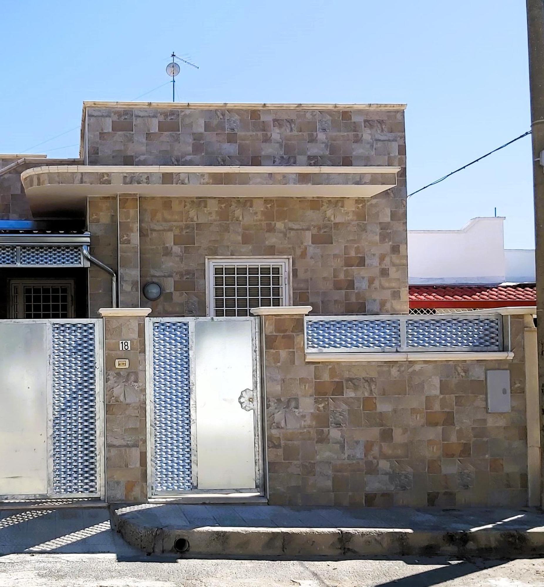 Elisena Apartment Torre Lapillo Exterior photo