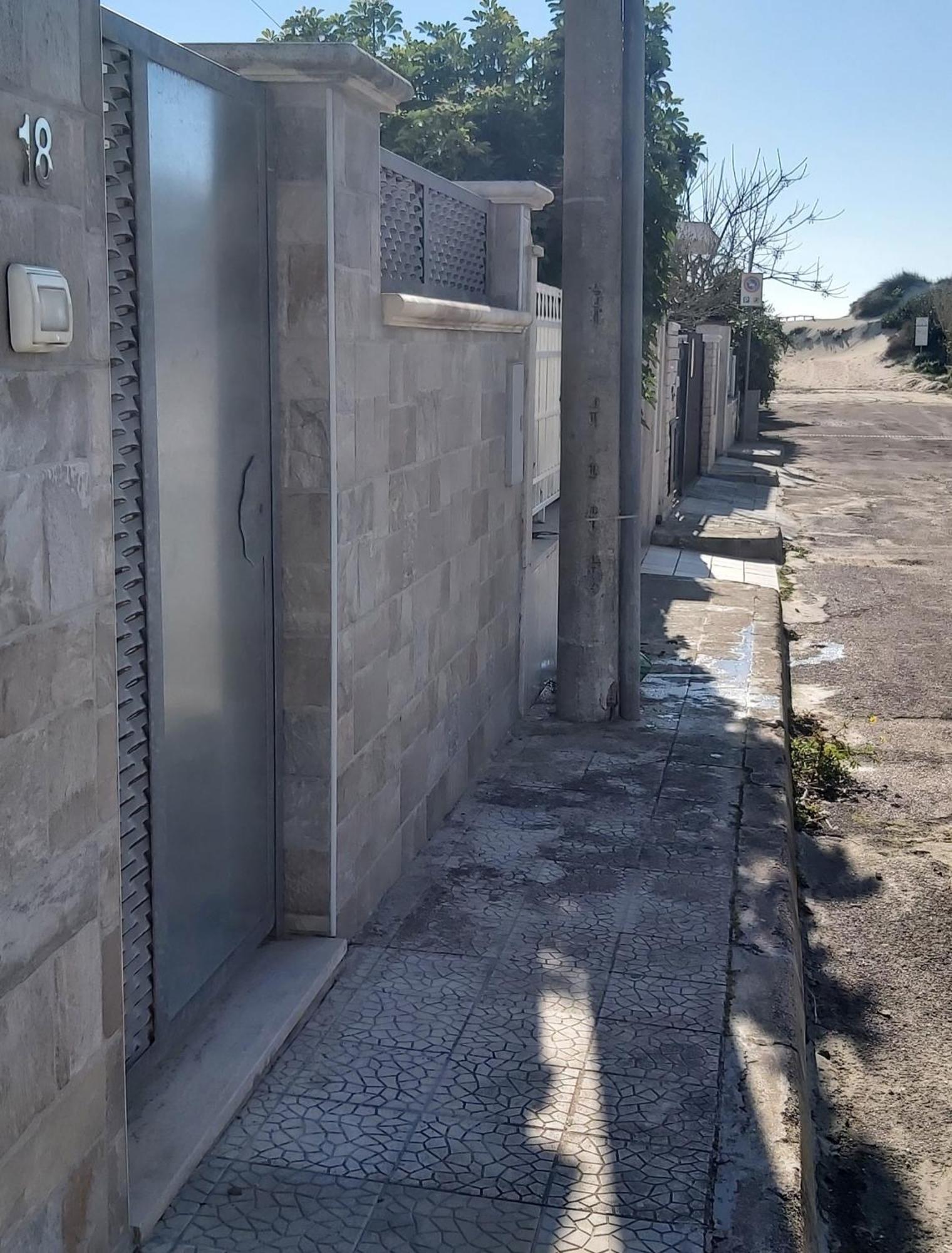 Elisena Apartment Torre Lapillo Exterior photo